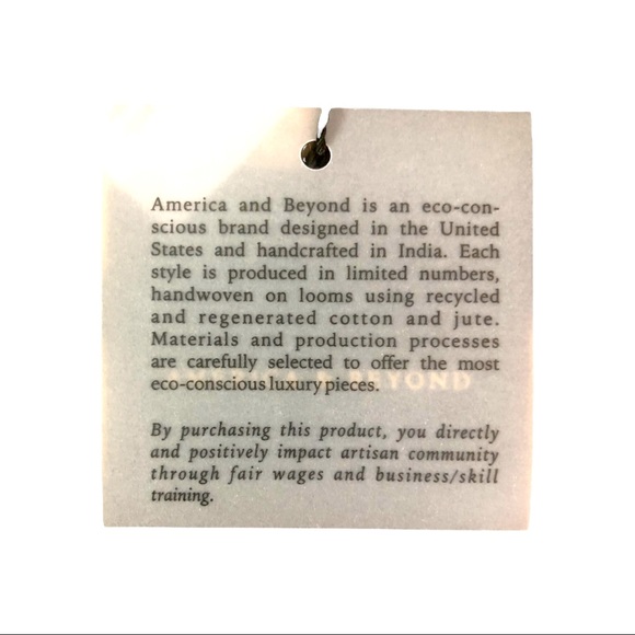 America & Beyond Leopard Print Yule XL Tote Bag W/ Tassel NWT - Picture 7 of 16